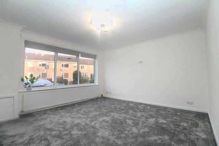 3 Bedroom Terraced House To Rent In Church Gate, Horsforth, LS18