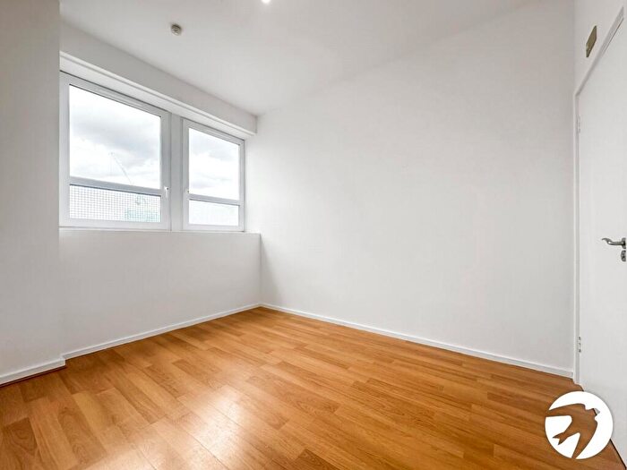 2 Bedroom Flat To Rent In Calderwood Street, London, SE18
