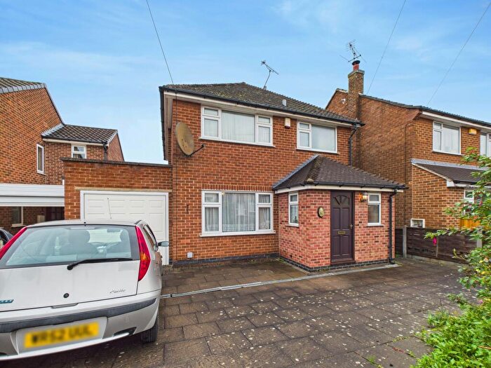 3 Bedroom Detached House For Sale In Richmond Avenue, Littleover, DE23