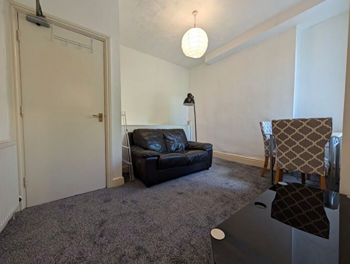 1 Bedroom Flat To Rent In , Granville Road, Manchester, Greater Manchester, M14