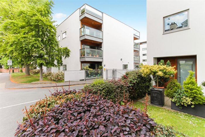 2 Bedroom Apartment For Sale In Century Court, Montpellier Grove, GL50