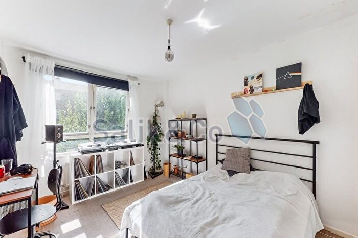4 Bedroom Terraced House For Sale In Brick Lane, London, E2
