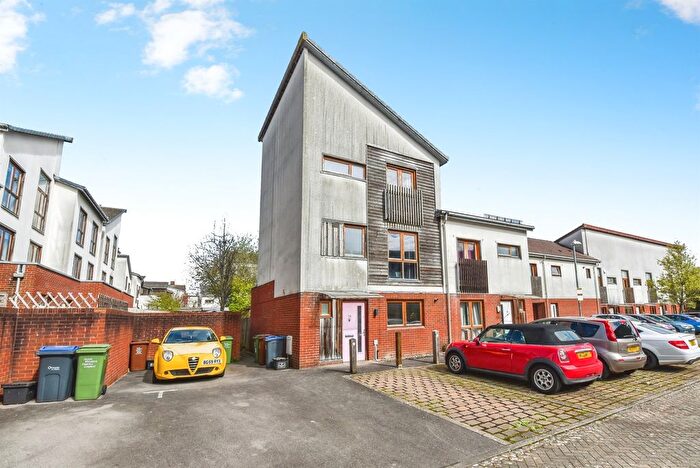 4 Bedroom Property For Sale In Great Mead, Chippenham, SN15