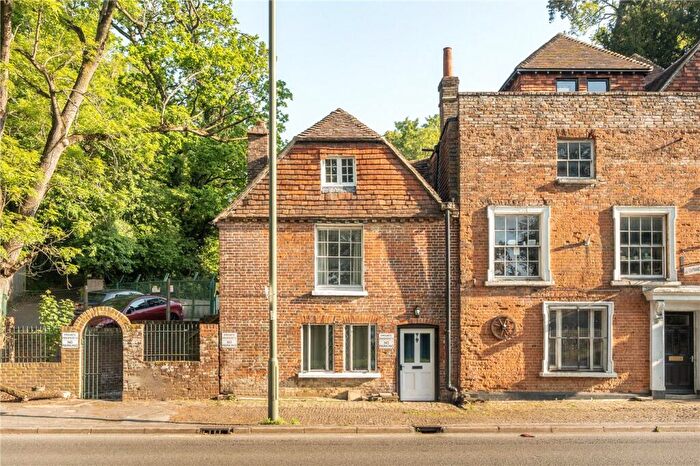 2 Bedroom Semi Detached House For Sale In Guildford Road, Farnham, Surrey, GU9