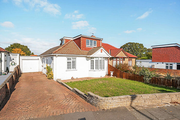 4 Bedroom Bungalow For Sale In Somerden Road, Orpington, BR5
