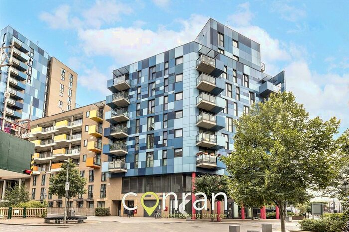 2 Bedroom Flat To Rent In Kestrel House, Lewisham, SE10