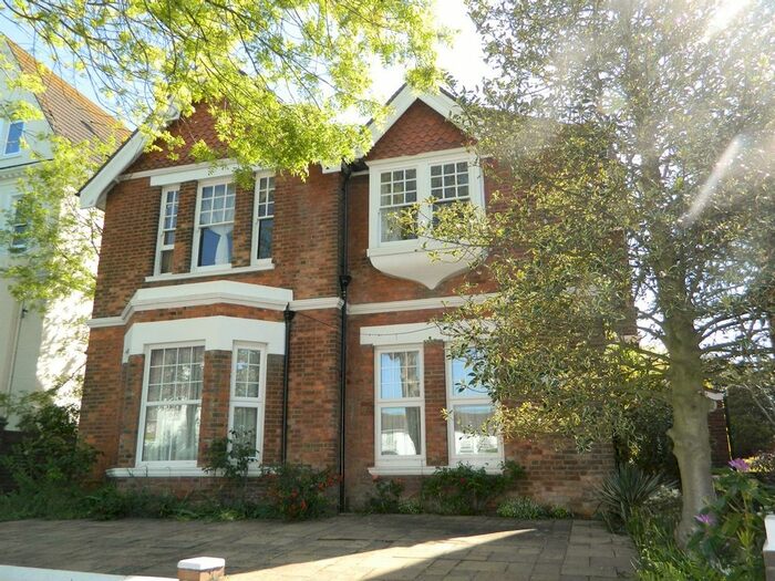 1 Bedroom Flat To Rent In Upper Sea Road, Bexhill-On-Sea, TN40