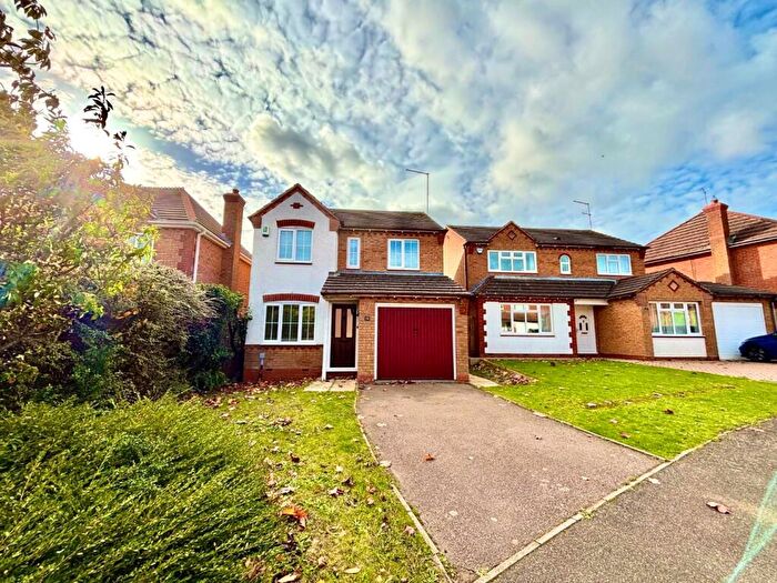 3 Bedroom Detached House For Sale In High Greeve, Wootton Fields, Northampton, NN4