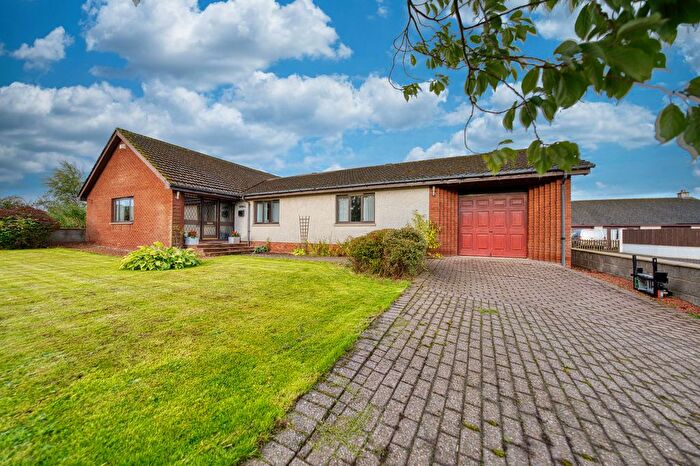 5 Bedroom Detached Bungalow For Sale In Bent View, Netherburn, ML9