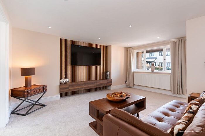 4 Bedroom Detached House For Sale In Crown Road, Bridgend, CF33