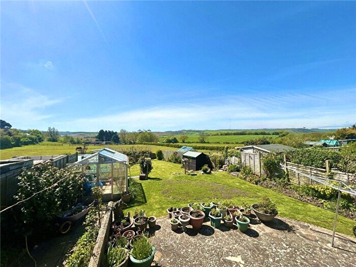 4 Bedroom Bungalow For Sale In Niton Road, Rookley, Ventnor, PO38