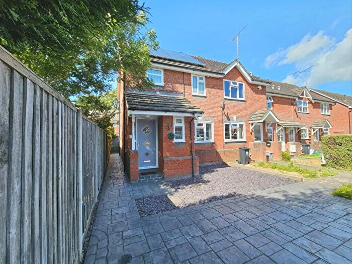 3 Bedroom End Of Terrace House For Sale In Woodlands Road, Charfield, Wotton-Under-Edge, GL12