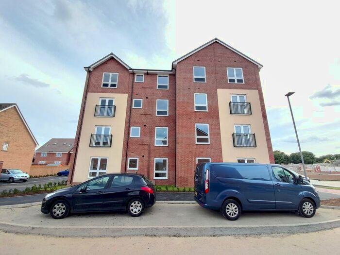 2 Bedroom Apartment To Rent In Santa Cruz, Newton Leys, MK3