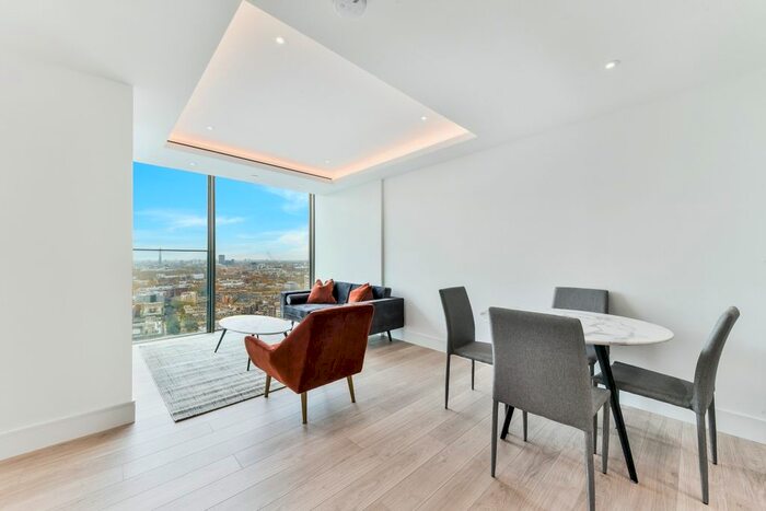 2 Bedroom Flat To Rent In Carrara Tower, City Road, Islington, EC1V