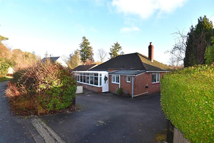 3 Bedroom Detached Bungalow For Sale In Mill Lane, Bourton, SP8