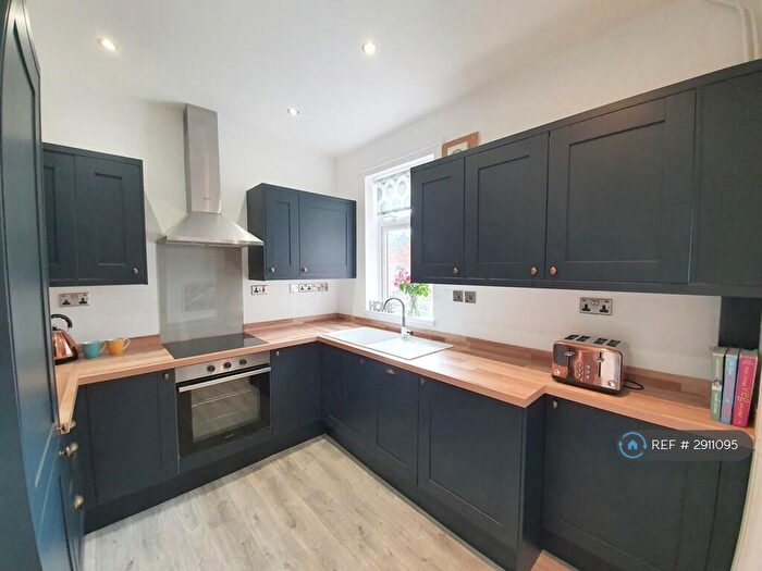 2 Bedroom Terraced House To Rent In Kingsley Road, Nottingham, NG2