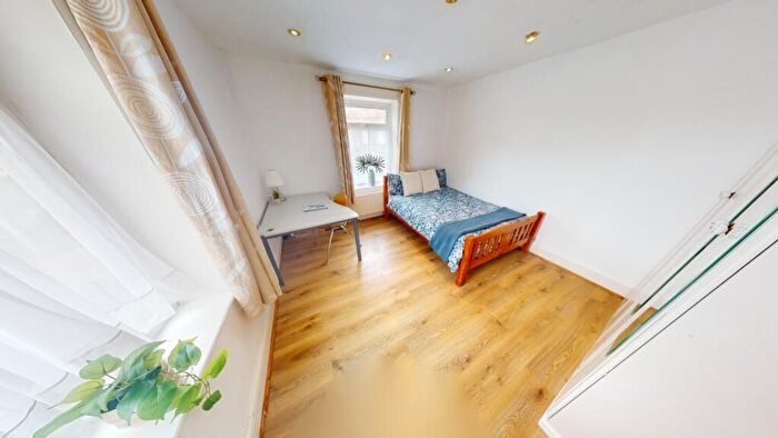 5 Bedroom Flat To Rent In Colville Street, Nottingham, NG1