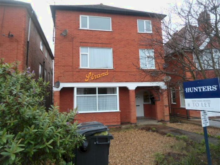1 Bedroom Flat To Rent In Drummond Road, Skegness, Lincolnshire, PE25