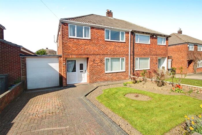 3 Bedroom Semi Detached House For Sale In Kirkstone Drive, Carrville, Durham, DH1