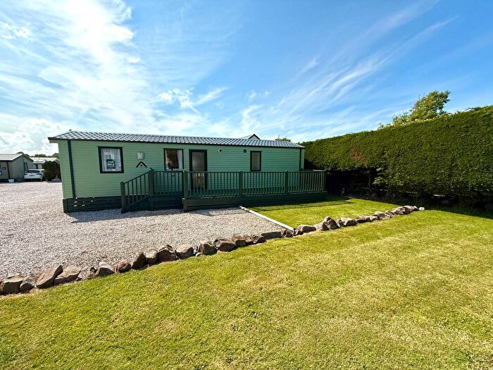 2 Bedroom Park Home For Sale In Carr Lane, Middleton Morecambe, LA3