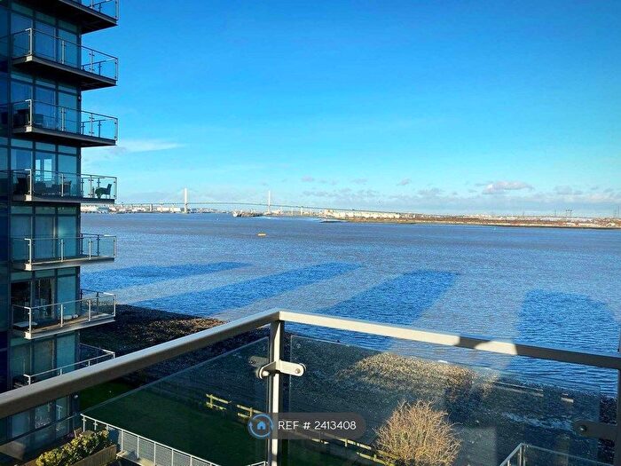 2 Bedroom Flat To Rent In Wainwright Avenue, Greenhithe, DA9