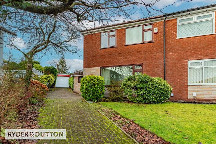 3 Bedroom Semi Detached House For Sale In Tavistock Drive, Chadderton, Oldham, Greater Manchester, OL9