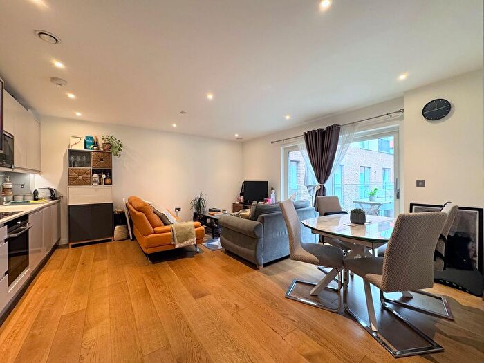 1 Bedroom Flat For Sale In Felar Walk, Paddington House, NW9