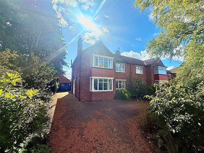 3 Bedroom Semi-Detached House For Sale In Meadowfield, Stokesley, Middlesbrough, North Yorkshire, TS9
