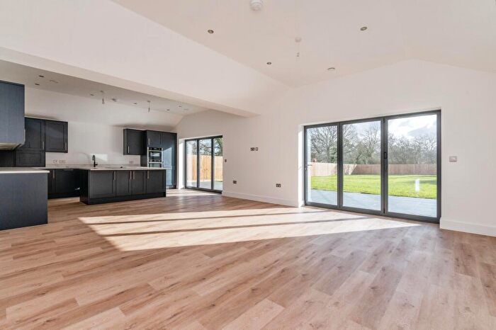 3 Bedroom Bungalow For Sale In New Road, Little Burstead, Billericay, Essex, CM12