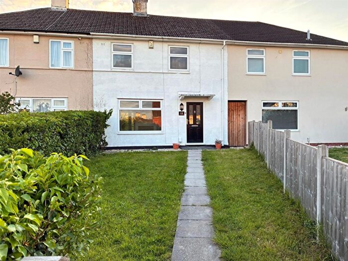 3 Bedroom Terraced House To Rent In Underhill Road, Matson, Gloucester, GL4