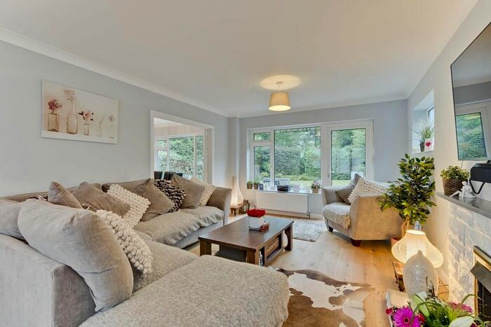 4 Bedroom Detached House To Rent In Bramble Rise, Cobham KT11