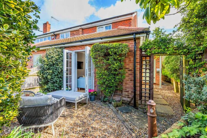 1 Bedroom End Of Terrace House To Rent In Rectory Lane, Long Ditton, KT6