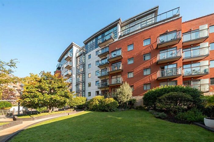2 Bedroom Flat For Sale In Montaigne Close, Westminster, SW1P