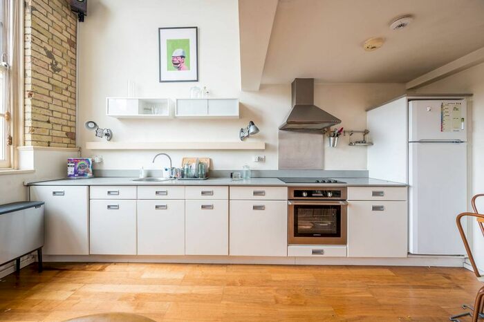 1 Bedroom Flat For Sale In Clark Street, Stepney, London, E1