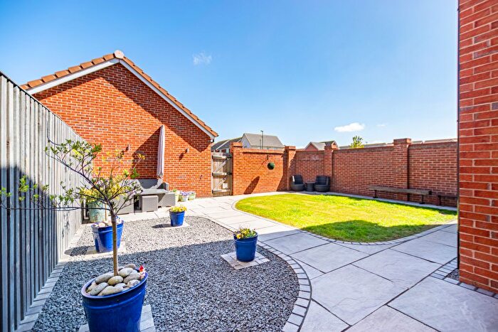 4 Bedroom Detached House For Sale In Fairfield Avenue, Carlton, North Yorkshire, DN14