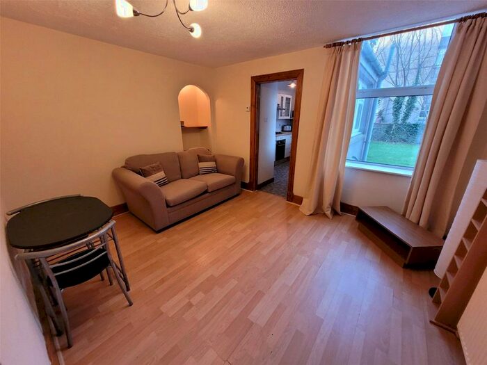 1 Bedroom Flat To Rent In Ashvale Place, City Centre, Aberdeen, AB10