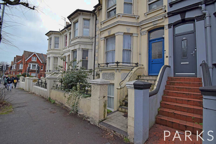 4 Bedroom Maisonette Flat To Rent In Sackville Road, Hove, BN3