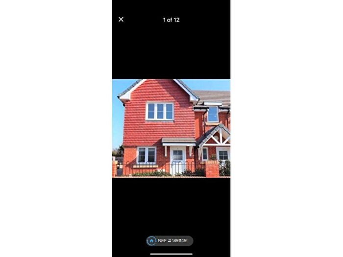 3 Bedroom End Of Terrace House To Rent In Aerodrome Way, Christchurch, BH23