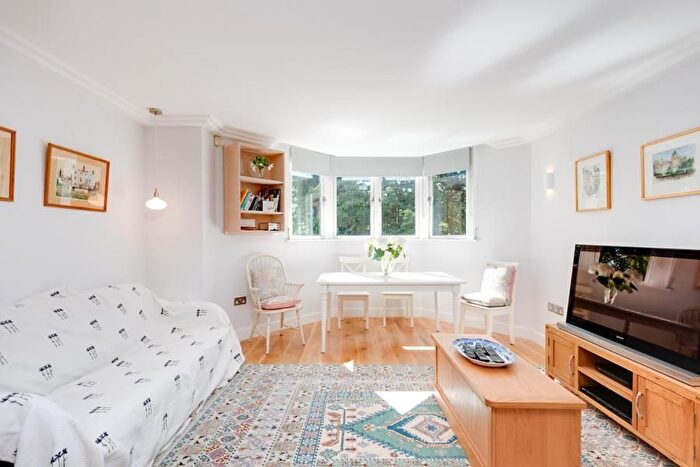 1 Bedroom Flat To Rent In Kidderpore Avenue, Hampstead, NW3