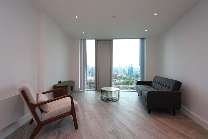 1 Bedroom Flat To Rent In Thr, M15