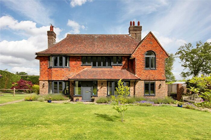 4 Bedroom Detached House For Sale In Castle Walk, Wadhurst, East Sussex, TN5