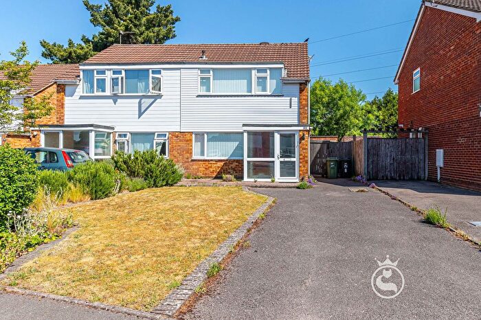 3 Bedroom Semi Detached House For Sale In Sunridge Close, Poole, BH12