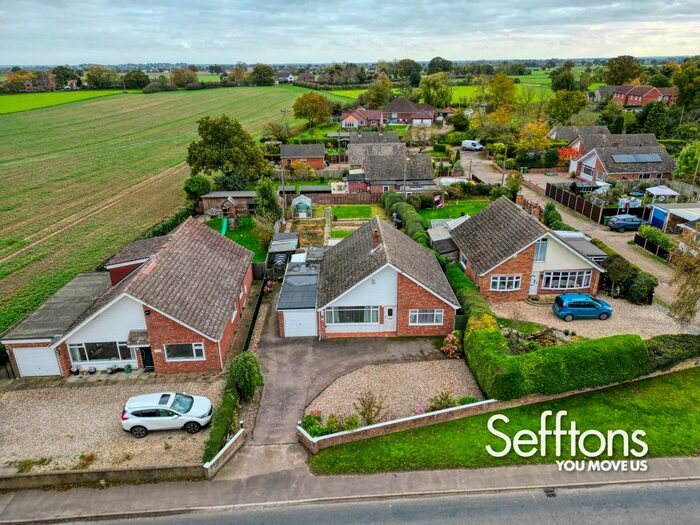 3 Bedroom Bungalow For Sale In High Road, Beighton ., NR13