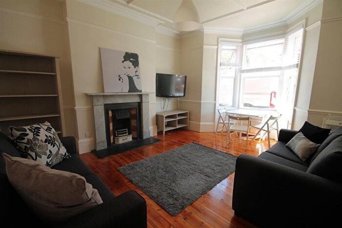 6 Bedroom Semi-Detached House To Rent In Osborne Road, Jesmond, NE2