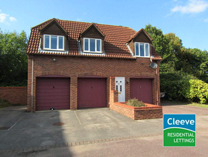 1 Bedroom Detached House To Rent In The Cloisters, Bishops Cleeve, GL52