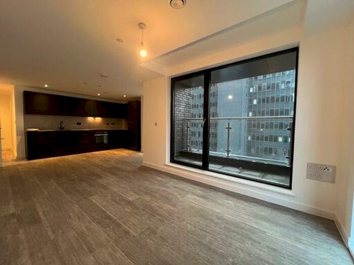 2 Bedroom Apartment To Rent In Urban Green, Old Trafford, M16