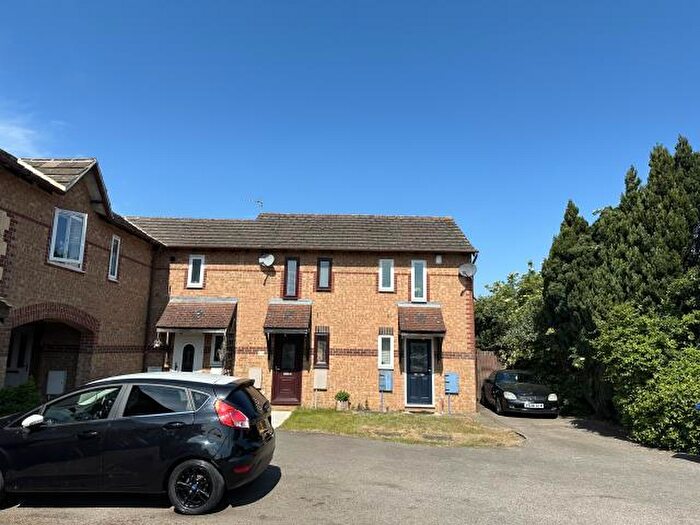 1 Bedroom Terraced House To Rent In Spruce Drive, Bicester, OX26