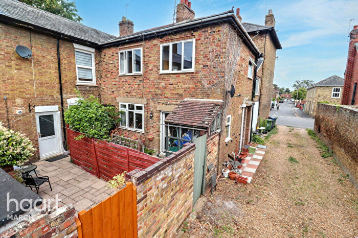3 Bedroom Semi-Detached House For Sale In West Park Street, Chatteris, PE16