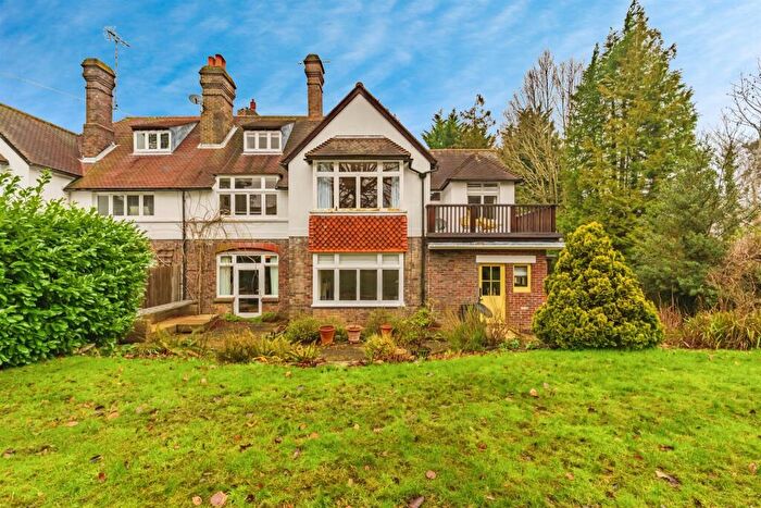 5 Bedroom Character Property For Sale In Old Road, East Grinstead, RH19