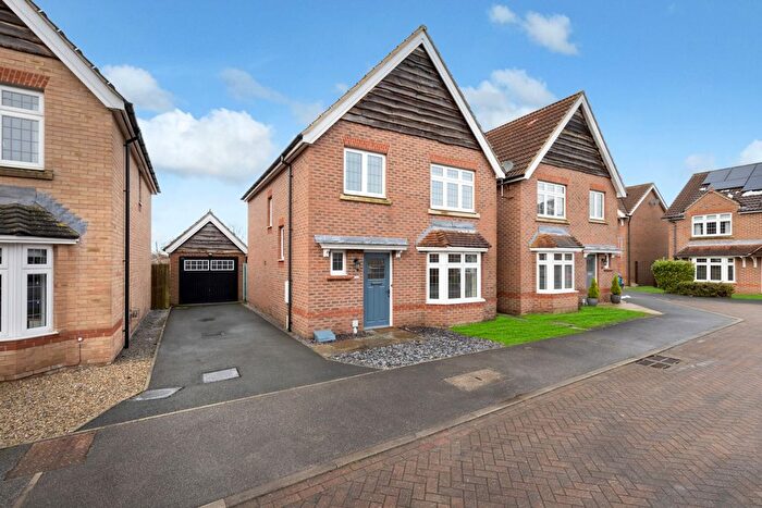 3 Bedroom Detached House For Sale In Station View, Hambleton, Selby, North Yorkshire, YO8